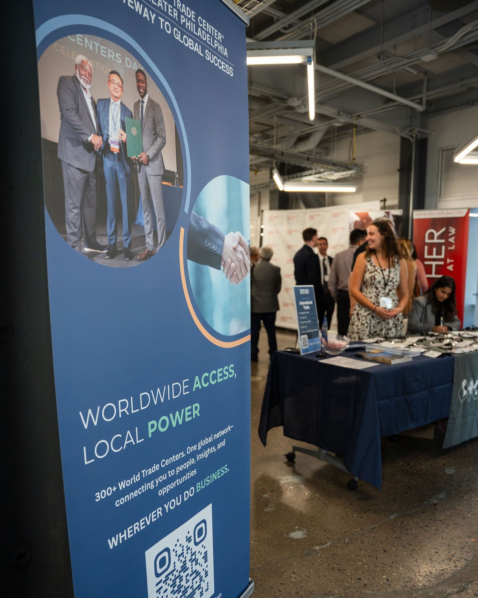 Pop-Up Banner