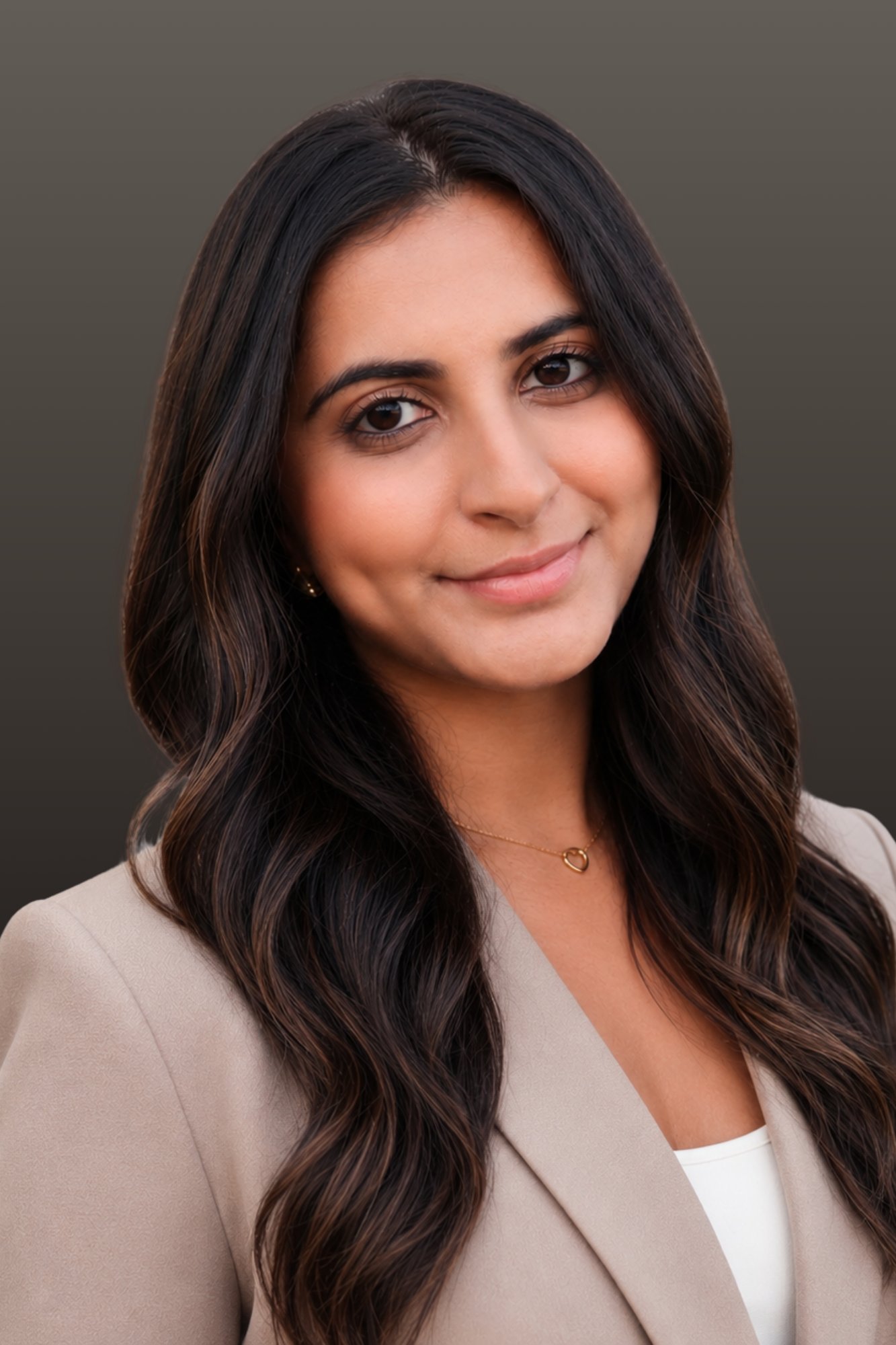 Alynah's Headshot